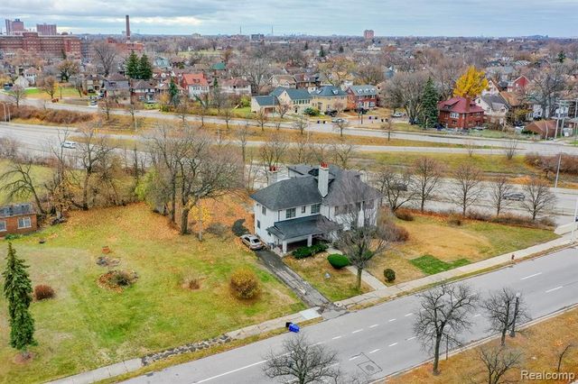 1135 Chicago Boulevard, Detroit, MI 48202