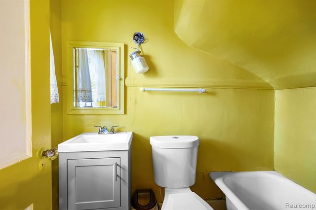 1135 Chicago Boulevard, Detroit, MI 48202