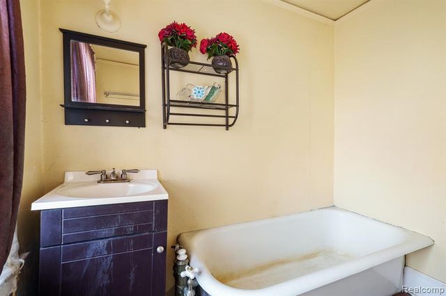 1135 Chicago Boulevard, Detroit, MI 48202