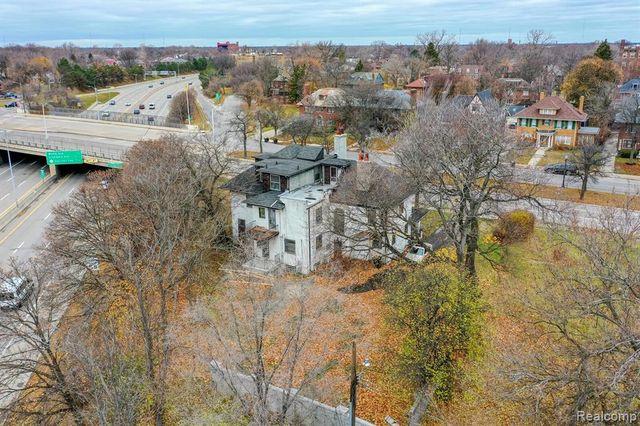 1135 Chicago Boulevard, Detroit, MI 48202
