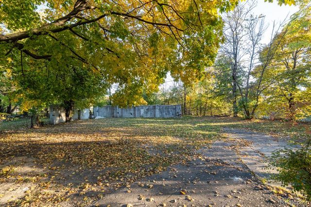 1135 Chicago Boulevard, Detroit, MI 48202