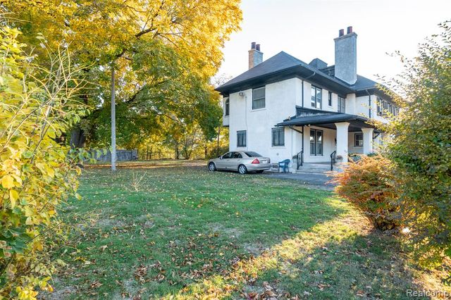 1135 Chicago Boulevard, Detroit, MI 48202