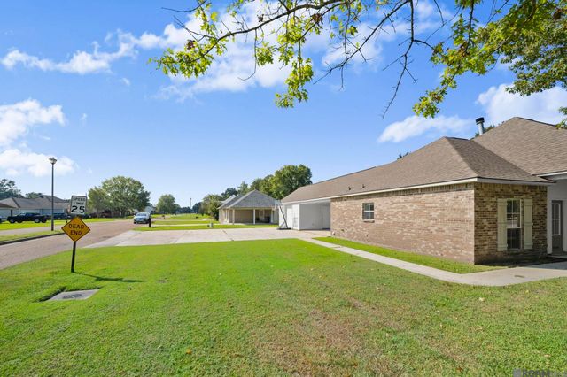 13529 Chase St, Gonzales, LA 70737