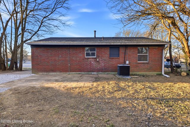 4705 Marcy Ave, Louisville, KY 40272