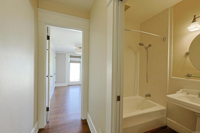1000 G Avenue, Coronado, CA 92118