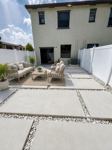 3413 W 113th St 3413, Hialeah, FL 33018