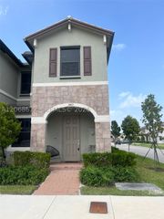 3413 W 113th St 3413, Hialeah, FL 33018