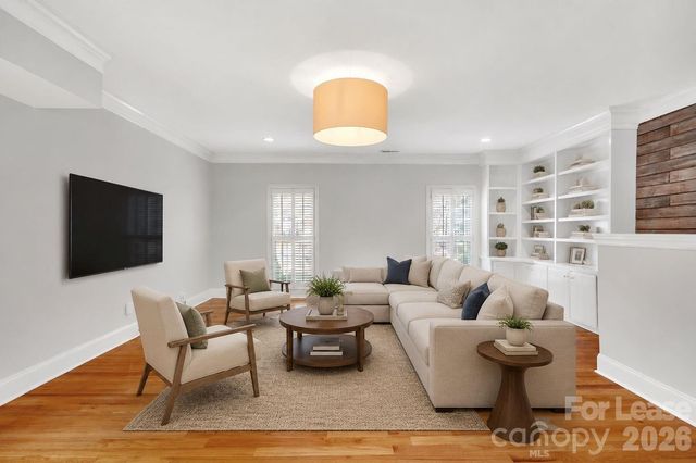 1210 Mendenhall Court, Charlotte, NC 28211