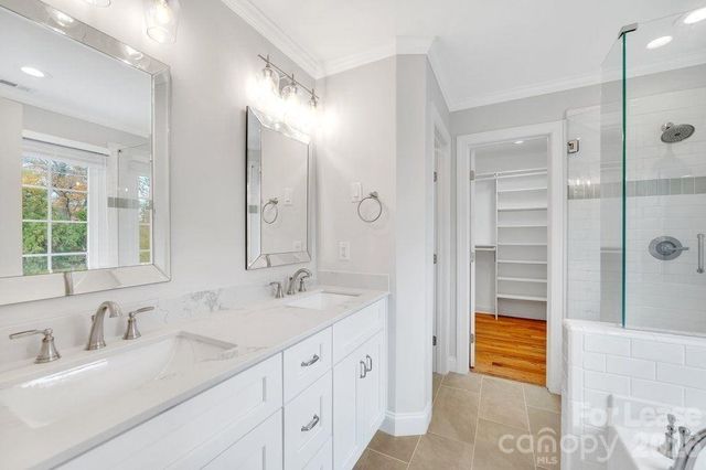 1210 Mendenhall Court, Charlotte, NC 28211