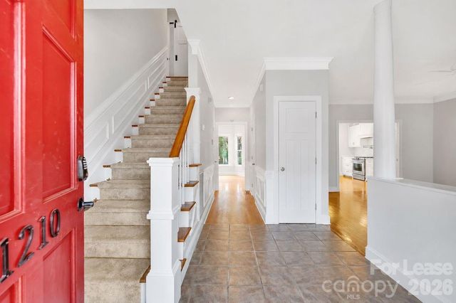 1210 Mendenhall Court, Charlotte, NC 28211