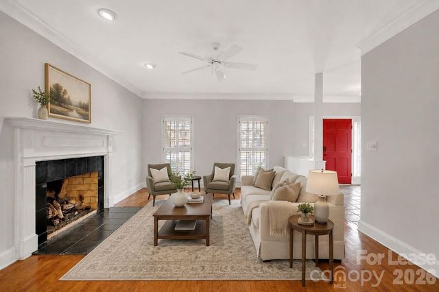 1210 Mendenhall Court, Charlotte, NC 28211