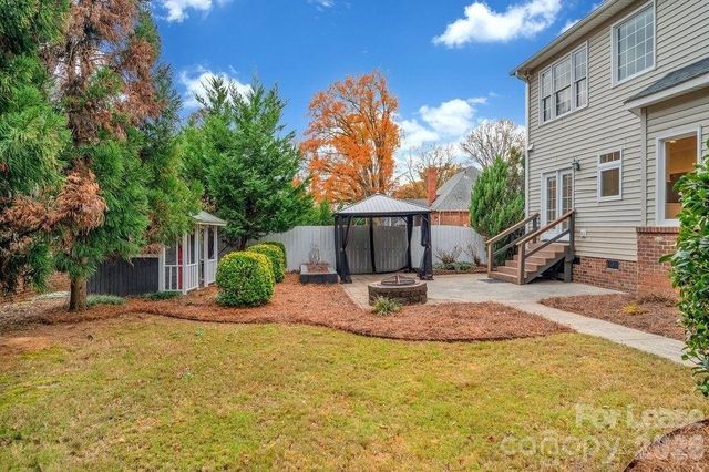 1210 Mendenhall Court, Charlotte, NC 28211