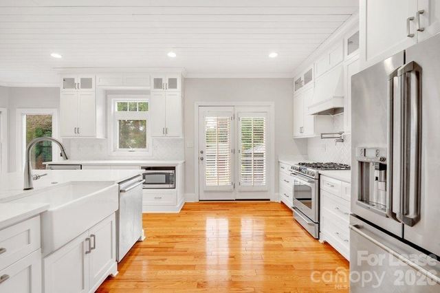 1210 Mendenhall Court, Charlotte, NC 28211