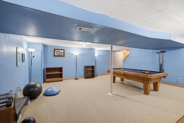 2028 Chapman DRIVE, Waukesha, WI 53189