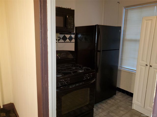 72 S Lander Street, Newburgh, NY 12550