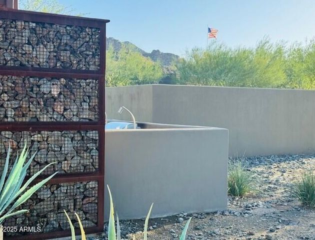 1353 E PASEO Way, Phoenix, AZ 85042