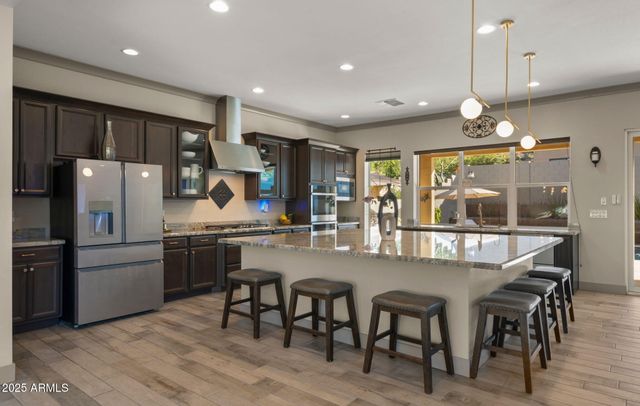 1353 E PASEO Way, Phoenix, AZ 85042