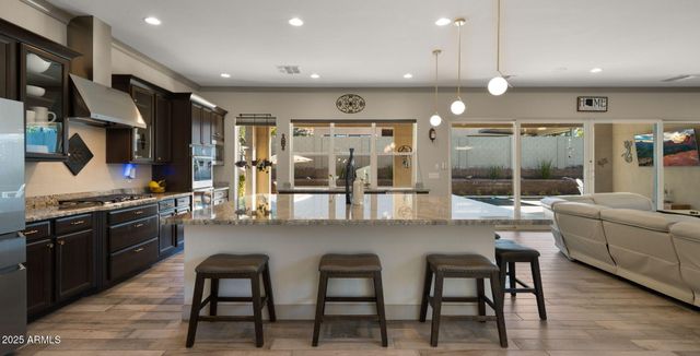 1353 E PASEO Way, Phoenix, AZ 85042