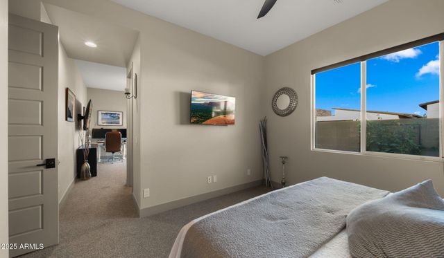 1353 E PASEO Way, Phoenix, AZ 85042