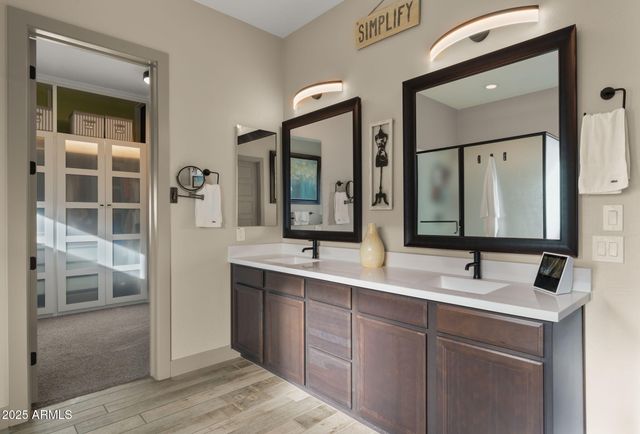 1353 E PASEO Way, Phoenix, AZ 85042