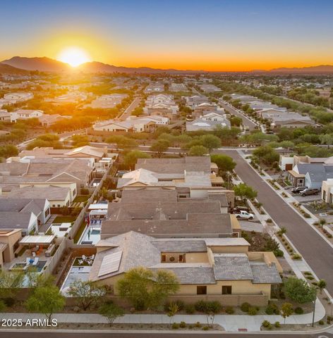 1353 E PASEO Way, Phoenix, AZ 85042