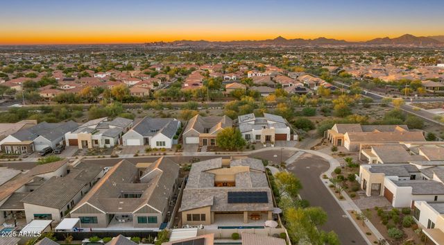 1353 E PASEO Way, Phoenix, AZ 85042