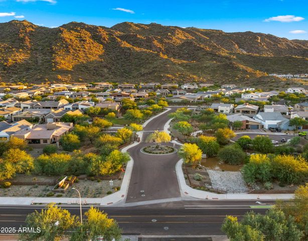 1353 E PASEO Way, Phoenix, AZ 85042