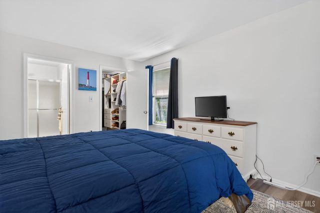 373 McDowell Drive, East Brunswick, NJ 08816