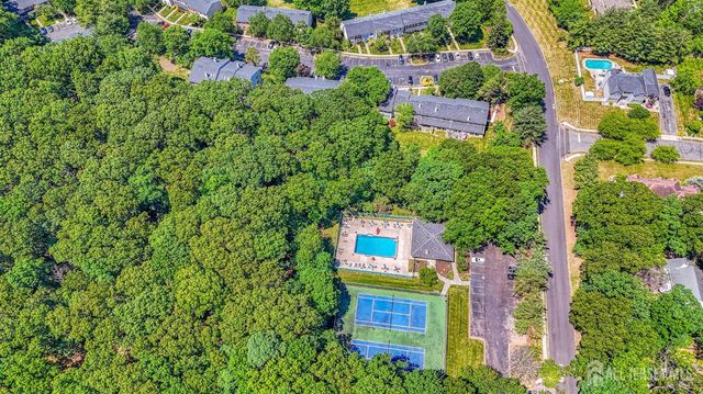 373 McDowell Drive, East Brunswick, NJ 08816