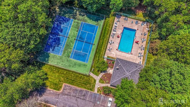 373 McDowell Drive, East Brunswick, NJ 08816