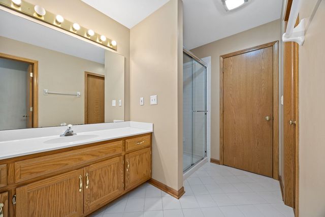 1334 Walsh Drive, Yorkville, IL 60560