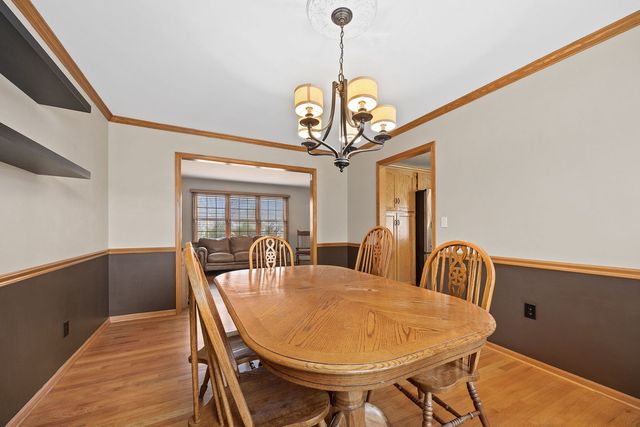 1334 Walsh Drive, Yorkville, IL 60560