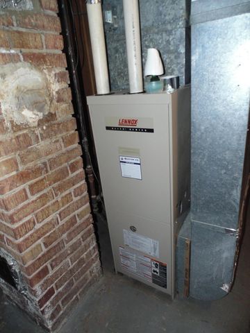 2901 Fairview Avenue, Lake Station, IN 46405