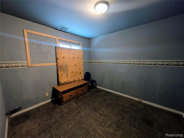 15344 Blackstone Street, Detroit, MI 48223