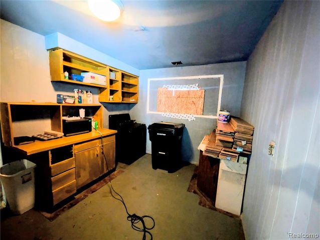 15344 Blackstone Street, Detroit, MI 48223