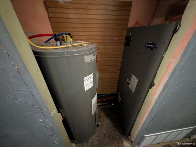 15344 Blackstone Street, Detroit, MI 48223