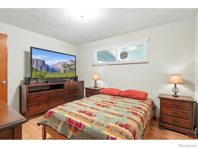 16 Merideth Lane, Longmont, CO 80501