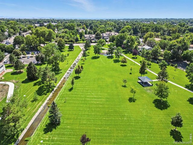 16 Merideth Lane, Longmont, CO 80501