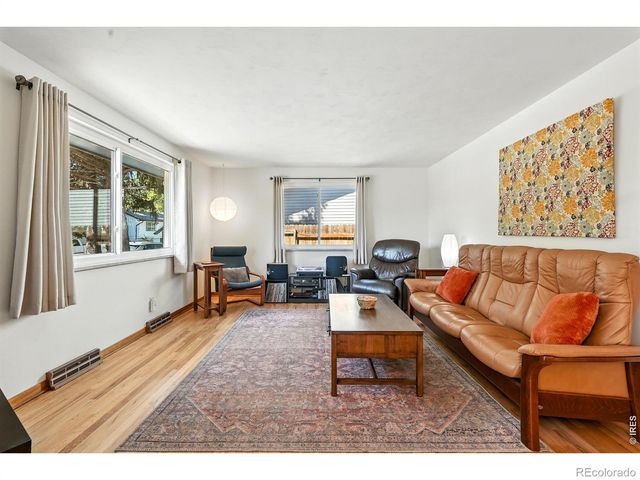 16 Merideth Lane, Longmont, CO 80501