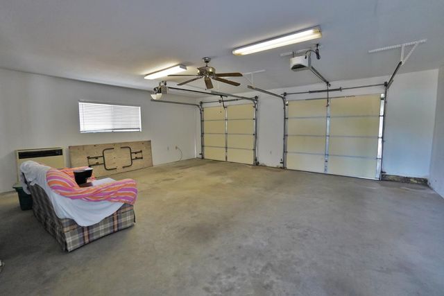 842 E Florinda Street, Hanford, CA 93230