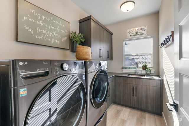 439 N Meadowview Lane, Twin Falls, ID 83301