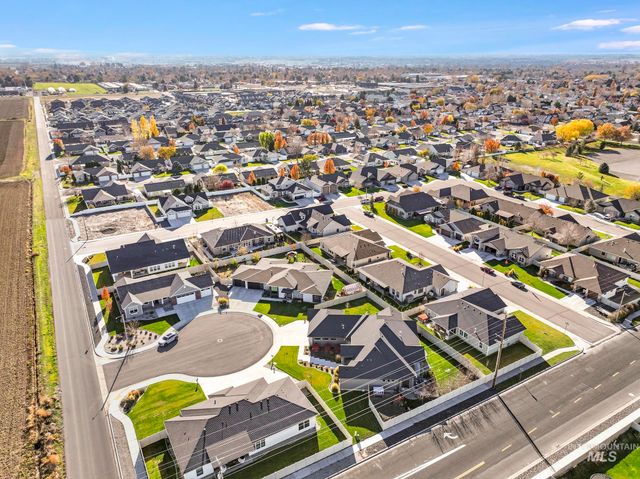 439 N Meadowview Lane, Twin Falls, ID 83301