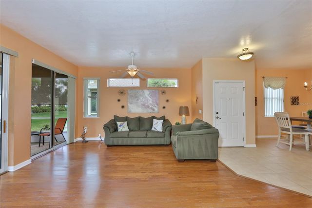 2010 SIFIELD GREENS WAY, Sun City Center, FL 33573