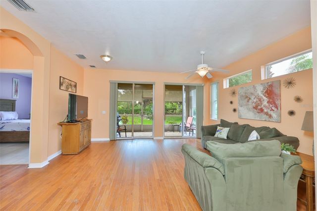 2010 SIFIELD GREENS WAY, Sun City Center, FL 33573