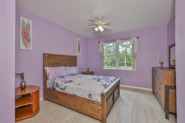 2010 SIFIELD GREENS WAY, Sun City Center, FL 33573