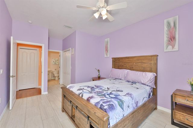 2010 SIFIELD GREENS WAY, Sun City Center, FL 33573