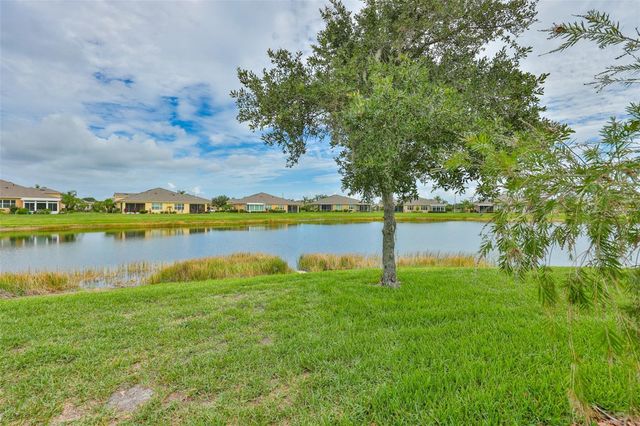 2010 SIFIELD GREENS WAY, Sun City Center, FL 33573