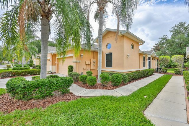 2010 SIFIELD GREENS WAY, Sun City Center, FL 33573