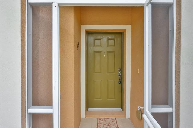2010 SIFIELD GREENS WAY, Sun City Center, FL 33573