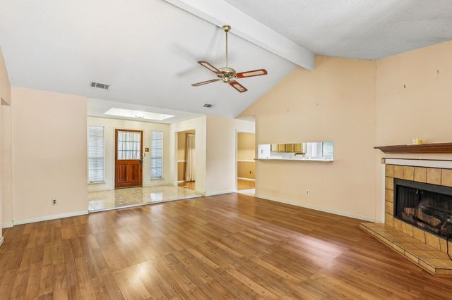 113 E Bancroft Drive, Garland, TX 75040